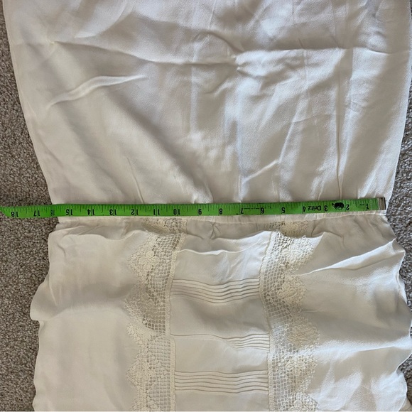 Saylor Leora White Lace Dress Medium From Revolve - Picture 10 of 13